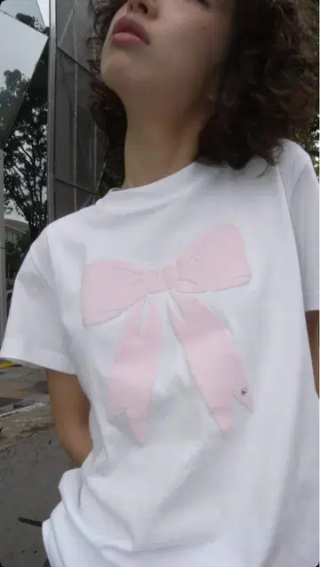 라비린스 리본 티셔츠