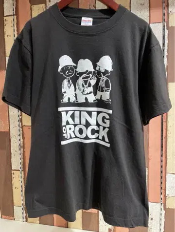 피넛 패러디 KING OF ROCK 티셔츠 CHA L
