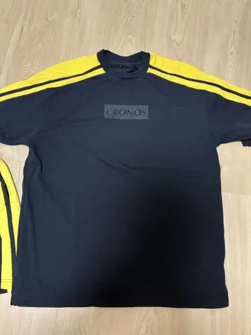 CRONOS 오버 사이즈 티셔츠