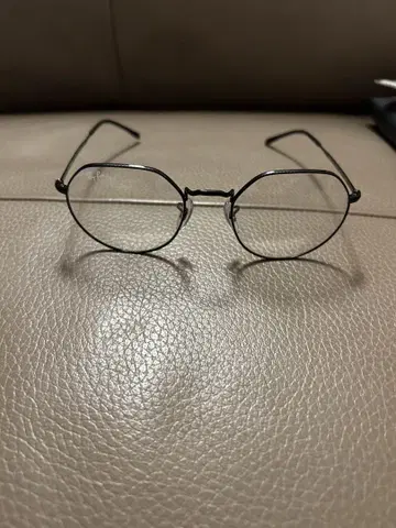 Ray-Ban 트랜지션 안경 부속물 있음