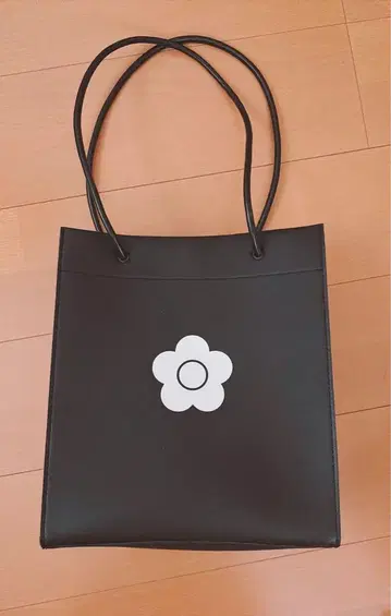 MARY QUANT & AZUL 콜라보 쇼핑백
