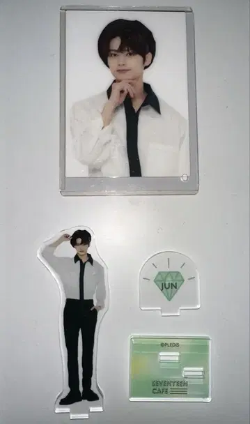 SEVENTEENcafe2020 준 트레이딩 카드 아크릴 스탠드