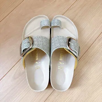 BIRKENSTOCK 마드리드 버클 샌들 미사용 새상품 37