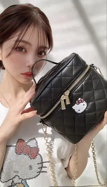 RESEXXY 리젝시 헬로키티 퀼팅 숄더백