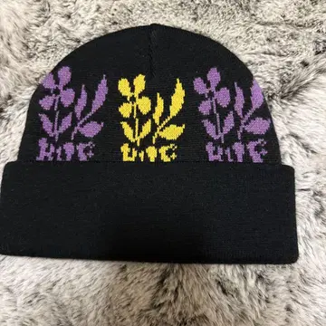 HUF 꽃무늬 니트 모자