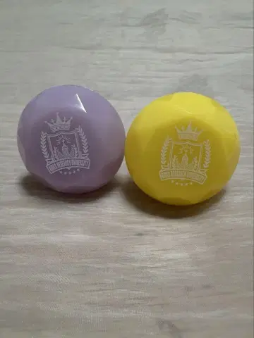 여자 연구 대학 니키 18호 반지 라이트