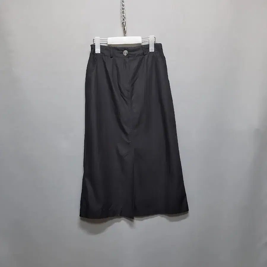 スカート [PLZPROJECT] MIDDLE FRILL SKIRT Please Project Frill Middle Skirt on Bunjang Global Site.