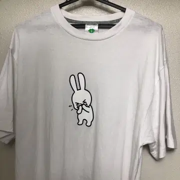 CUNE 재채기 티셔츠