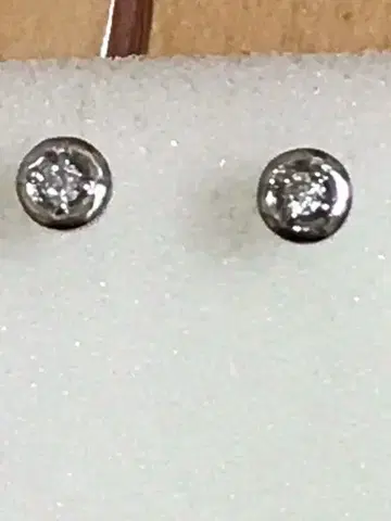 플라티나 다이아 귀걸이