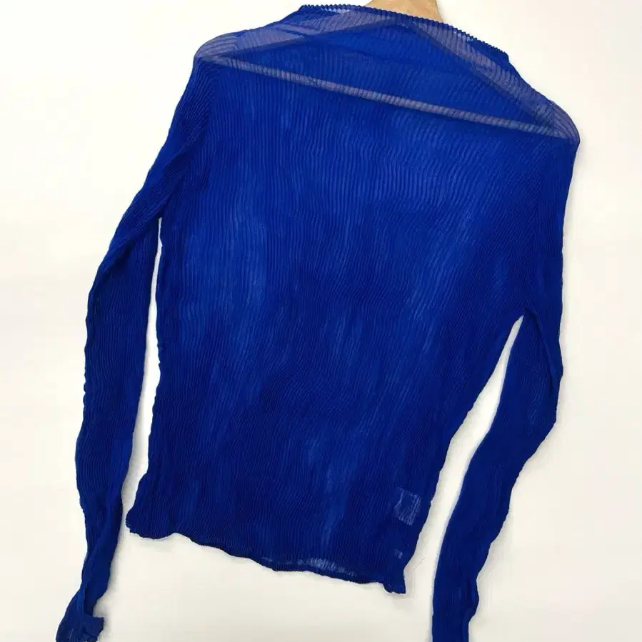 coyseio 038 Capri Sleeve Navy on Bunjang Global Site.
