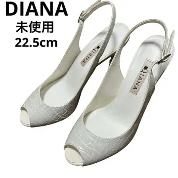 미사용 DIANA 다이애나 샌들 악어 엠보싱 가죽 스트랩 화이트