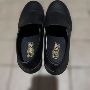 HI-GRIP 블랙 슬립온 슈즈
