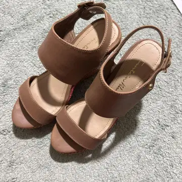 브라운 웨지솔 샌들