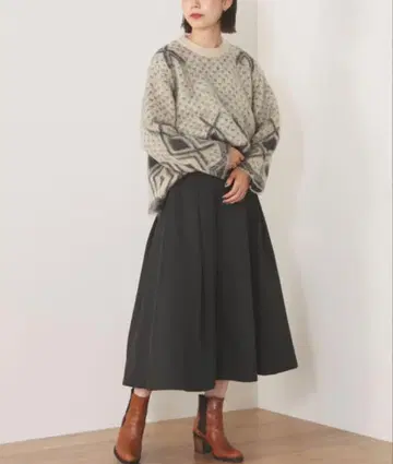 빔즈 빔즈 푹레 자카드 스커트