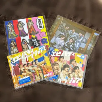 M!LK 에비바디 굿잡! CD 아크릴 스탠드 포함