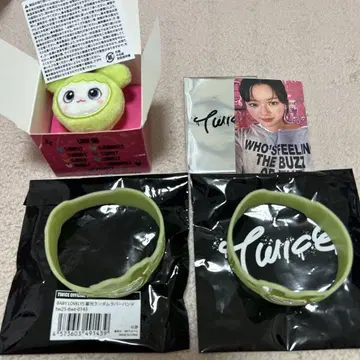 twice 팝업 정연 봉제 인형 반지 러버 밴드 혜택 트레이딩 카드