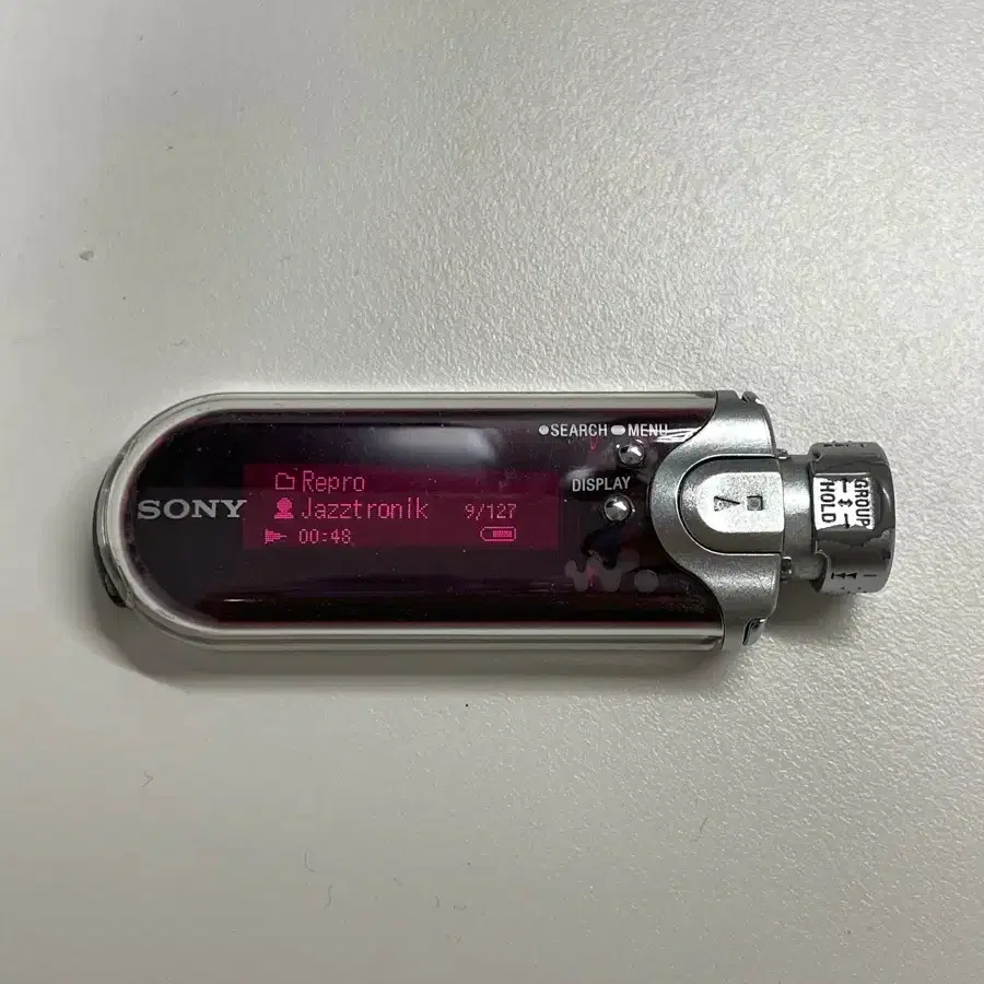 SONY NW-E407 香水瓶 SONY NW-E407 香水瓶 My Retro Sony まるで化粧瓶 2005年モデル