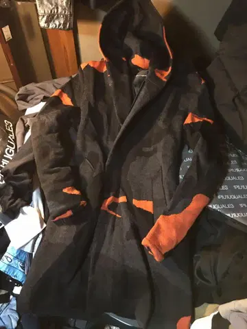1+1=3 CAMO WRAP C 또는