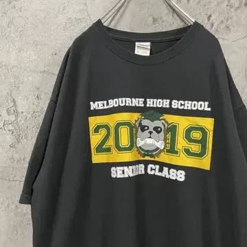 SENIOR CLASS 불독 박스 로고 오버 티셔츠