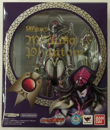 반다이 S.H.Figuarts 가면라이더 위저드 메두사 팬텀