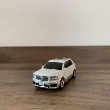 도요타 센츄리 SUV 풀백 카