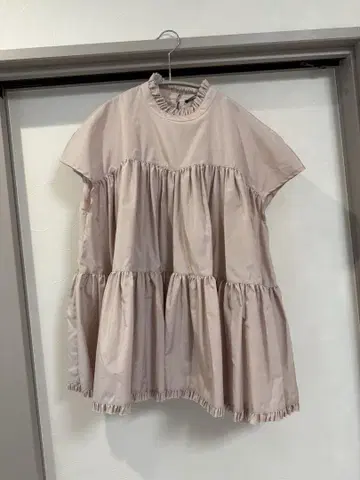 TSURU by MARIKO 프릴 티어드 탑