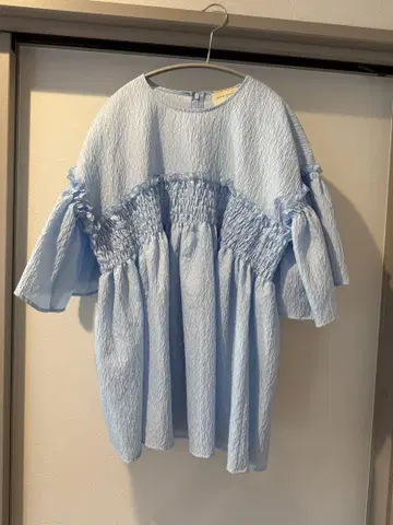 UNITED ARROWS 라이트 블루 반팔 블라우스