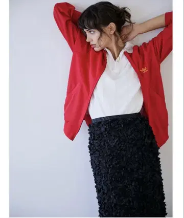론 헤르만 플라워 모티브 스커트 블랙 2025ss LOOKBOOK