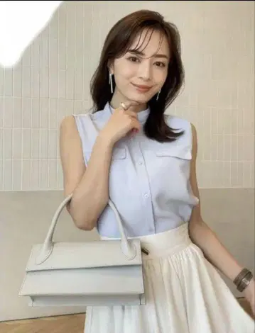 anuans 백 새틴 밴드 카라 슬리브리스 블라우스 미사용 새상품