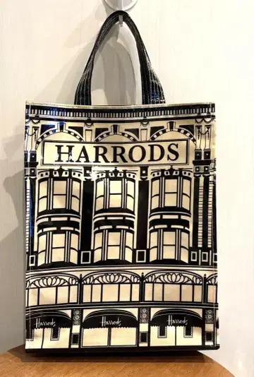 영국 Harrods 해롯츠 레어 라미네이티드 토트백 대