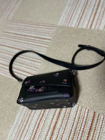 디지구알 꽃무늬 백 새상품