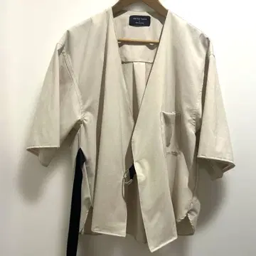 UNITED TOKYO 벨트 하프 슬리브 자켓