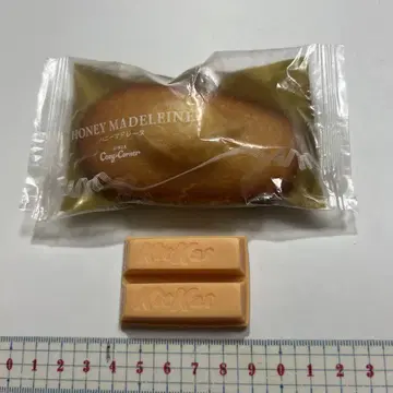 코지 코너 마들렌 식품 샘플