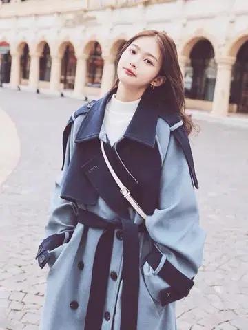 블루 트렌치코트 더블 브레스트