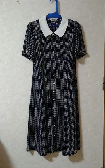 도쿄 스타일 네이비 컬러 도트 원피스
