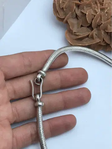 실버 뜨개질 목걸이 후크형