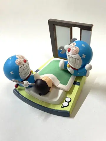도라에몽 코믹풍 피규어