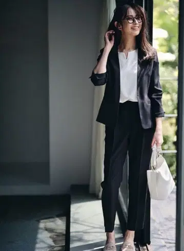 플라스테 새상품급 자켓 네이비