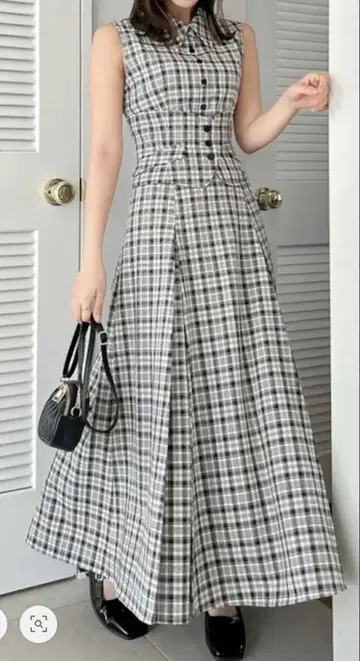 다즈린 베스트 코르셋 레이스업 원피스 S 사이즈 마이너스 5kg 보임