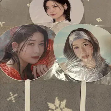 ME:I 가사하라 모모나 부채 Sweet Holiday Hi-Summer
