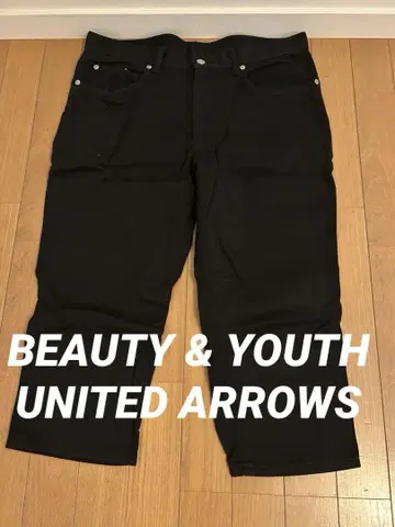 BEAUTY & YOUTH UNITED ARROWS 숏