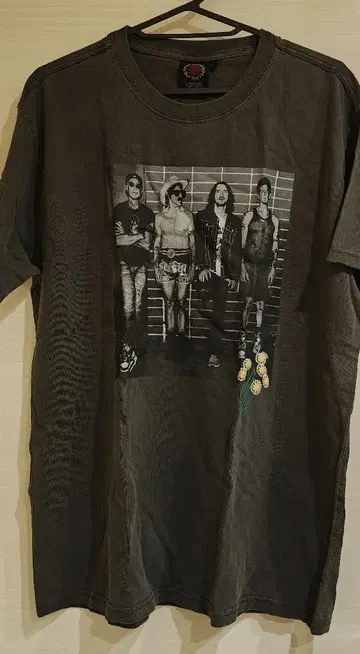 Red Hot Chili Peppers 2022-2023 투어 티셔츠