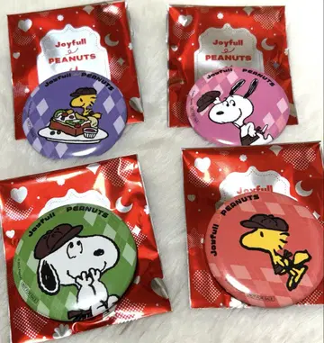 조이풀 스누피 콜라보 한정판 캔뱃지 시크릿