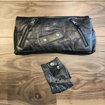 ALEXANDER McQUEEN 가죽 라이더 클러치 백