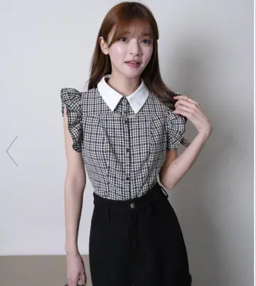 LIP SERVICE 데콜테 오픈 프릴 슬리브 블라우스 믹스