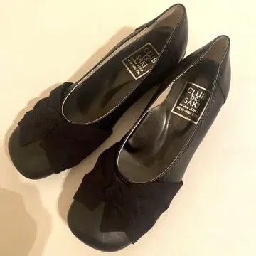 미사용 CLUB DE SAKI 외반모지, 로우 힐 4E 23.5cm