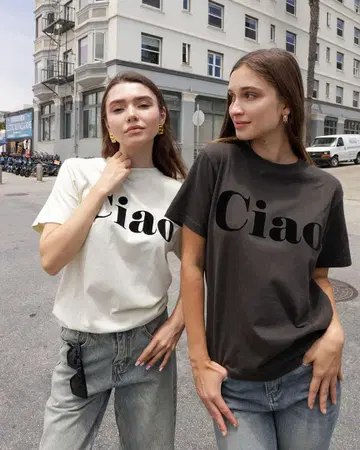 새상품급 Account CIAO FLOCKY T-SHIRT 로고 티셔츠