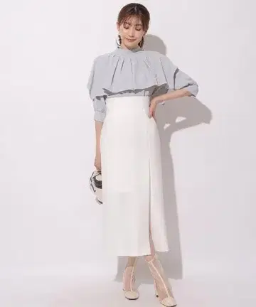 AND COUTURE 앙데팡당 앞 슬릿 타이트 스커트 화이트 화이트