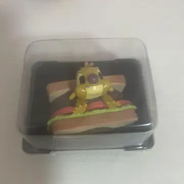 스티치 샌드위치 피규어 루벤