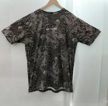 H820 846 YAJIRO 티셔츠